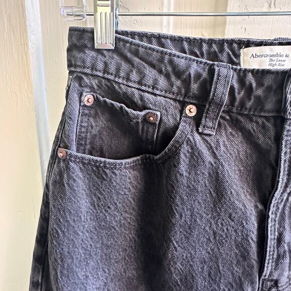 Abercrombie & Fitch Curve Love The Loose High Rise Jeans Black Long - Picture 4 of 8